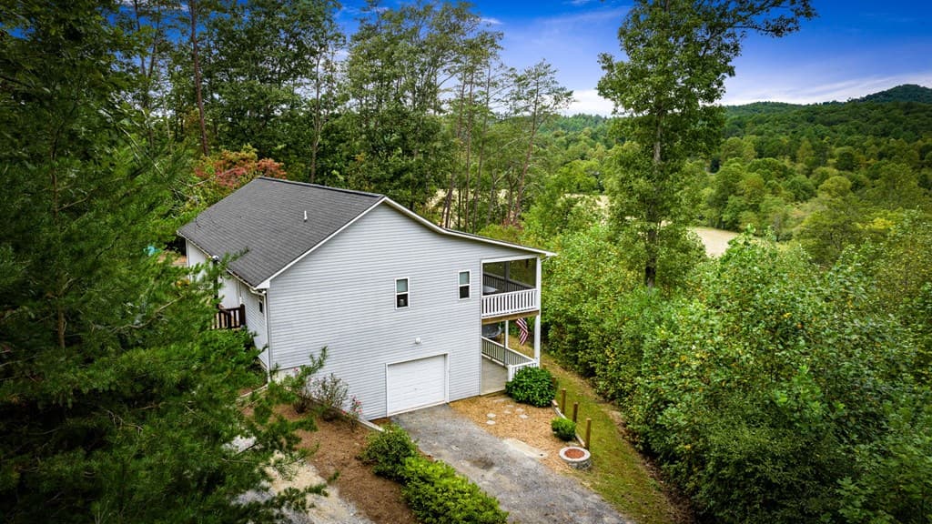 6 Gilliam Road, Mineral Bluff GA 30559 - Photo