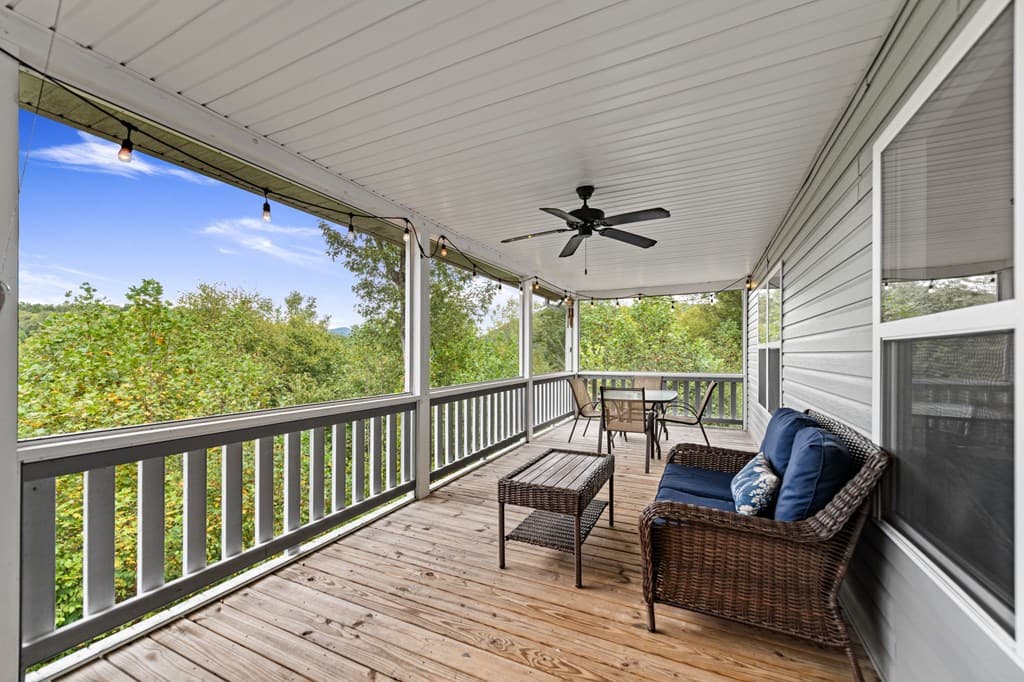 6 Gilliam Road, Mineral Bluff GA 30559 - Photo