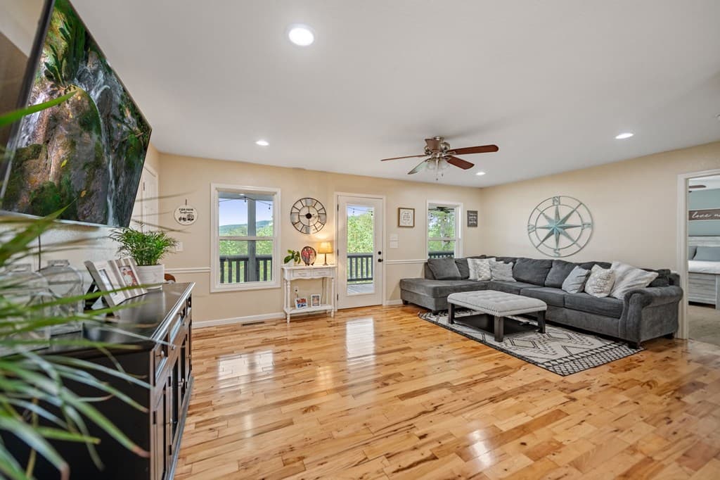 6 Gilliam Road, Mineral Bluff GA 30559 - Photo