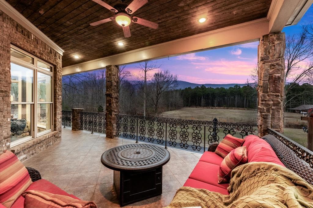 456 E Valley Road, Rydal GA 30171 - Photo