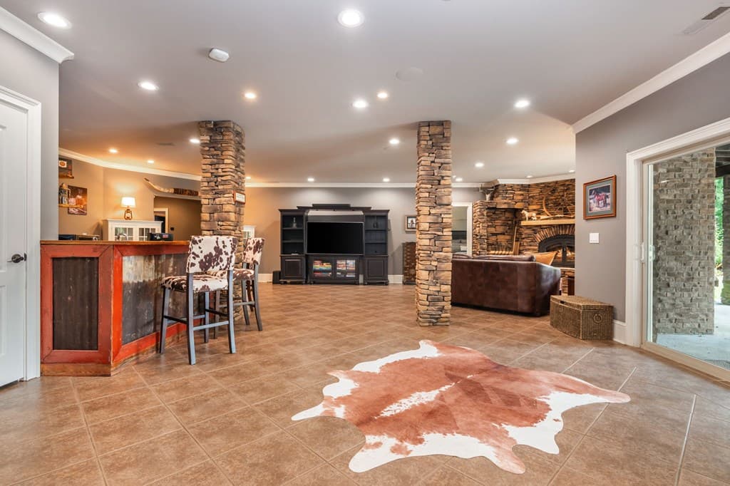 456 E Valley Road, Rydal GA 30171 - Photo