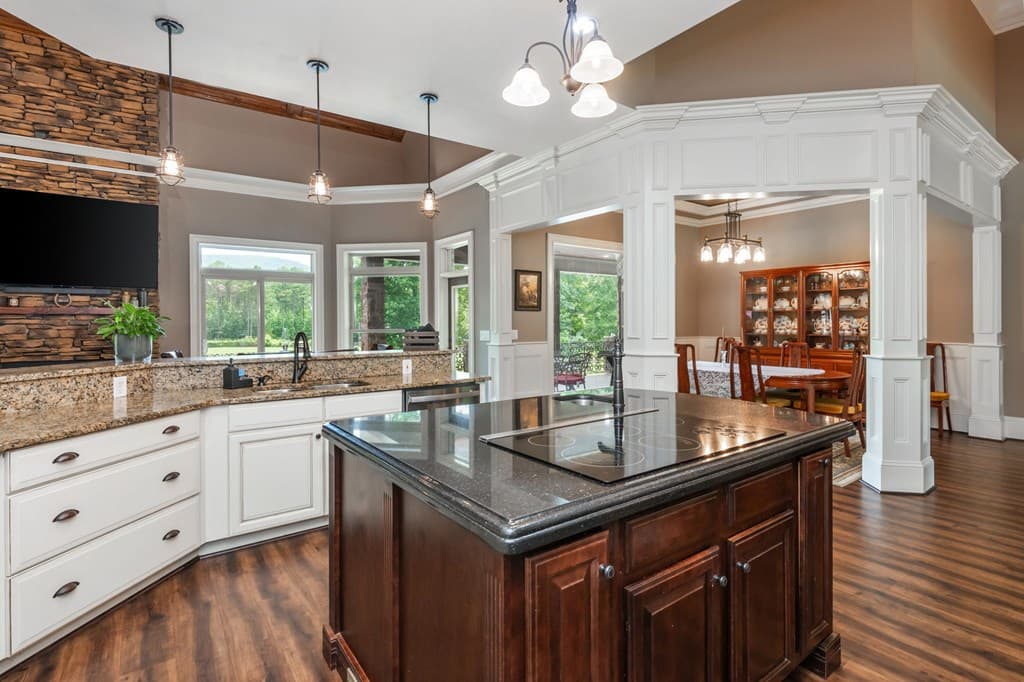 456 E Valley Road, Rydal GA 30171 - Photo