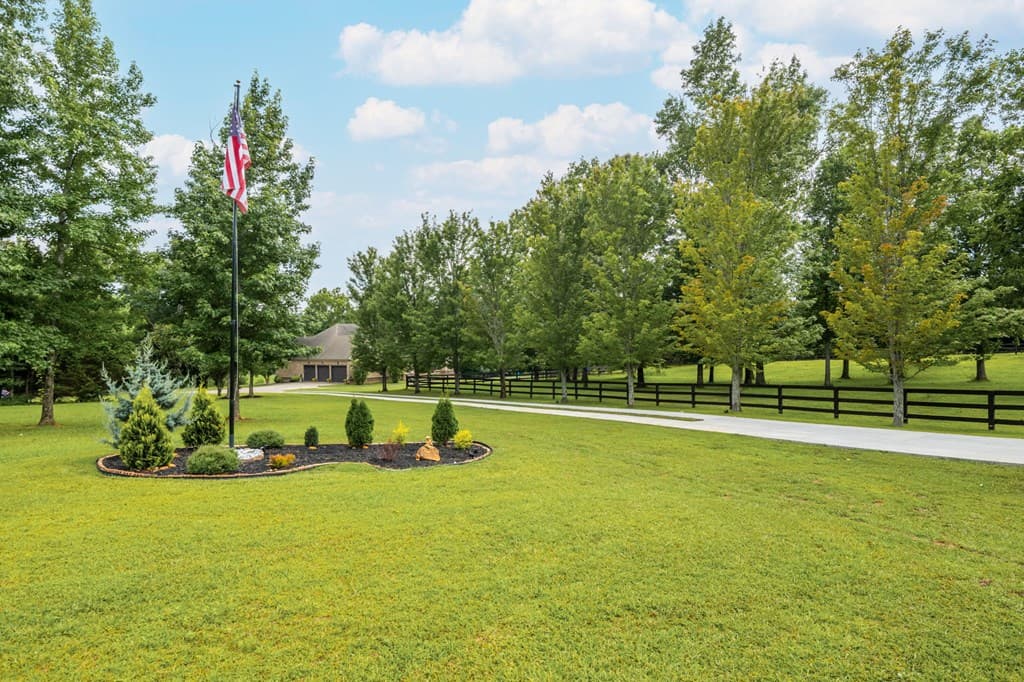456 E Valley Road, Rydal GA 30171 - Photo