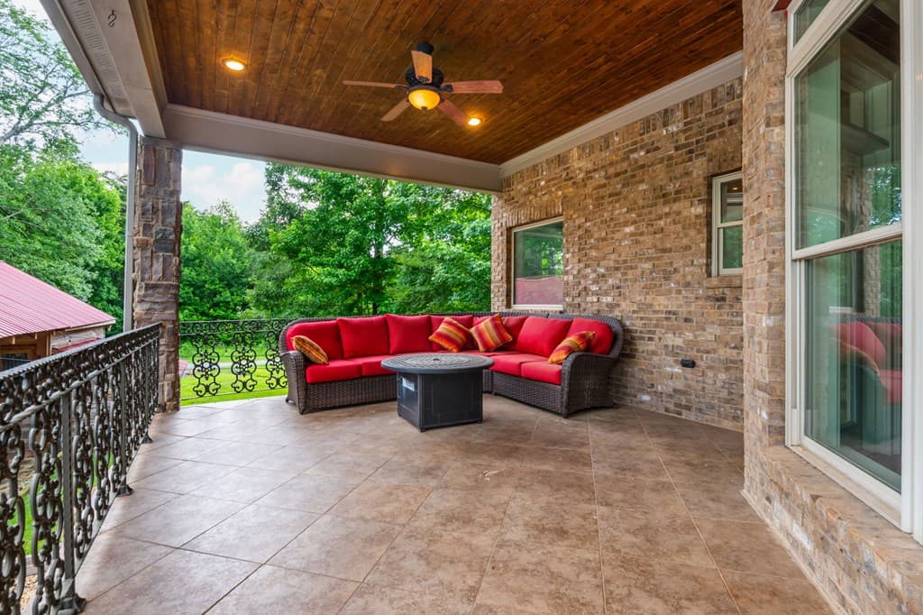 456 E Valley Road, Rydal GA 30171 - Photo