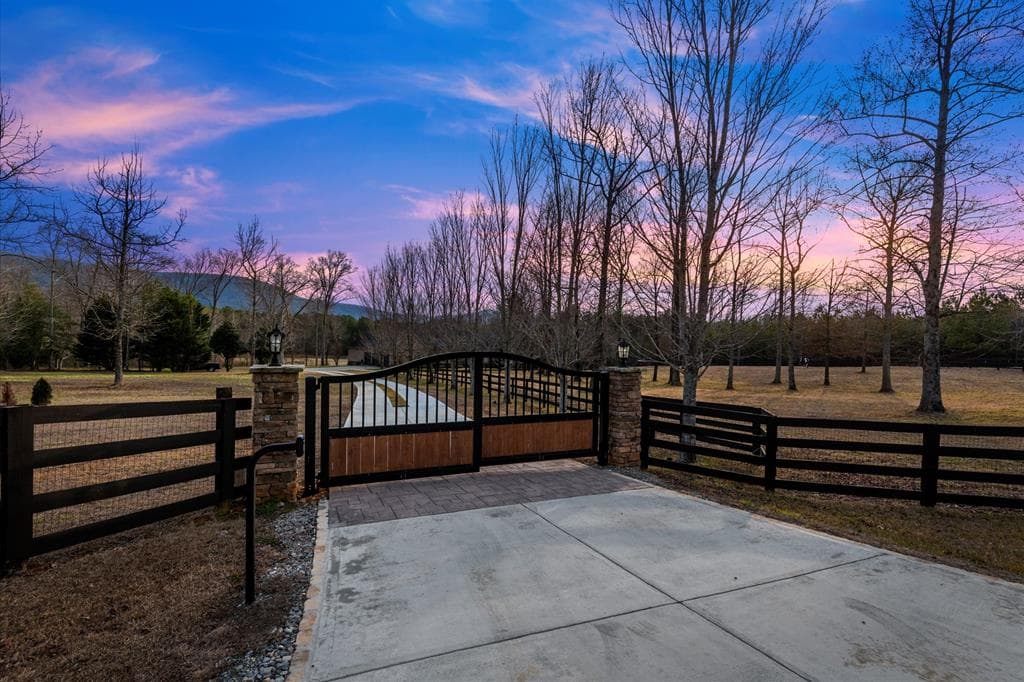 456 E Valley Road, Rydal GA 30171 - Photo