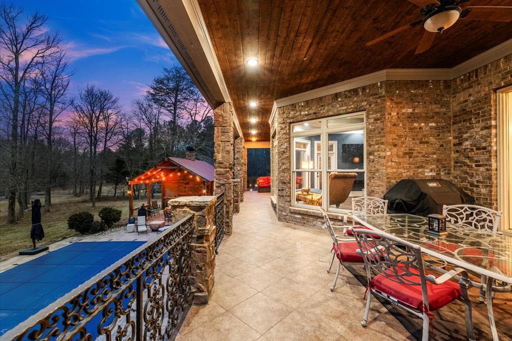 456 E Valley Road, Rydal GA 30171 - Photo