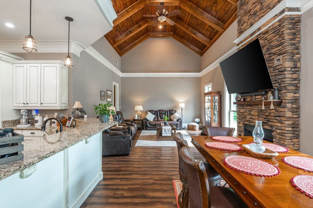 456 E Valley Road, Rydal GA 30171 - Photo