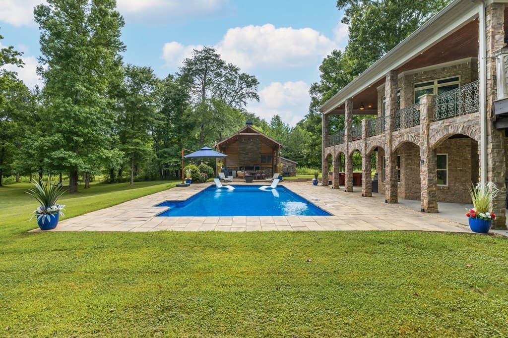 456 E Valley Road, Rydal GA 30171 - Photo