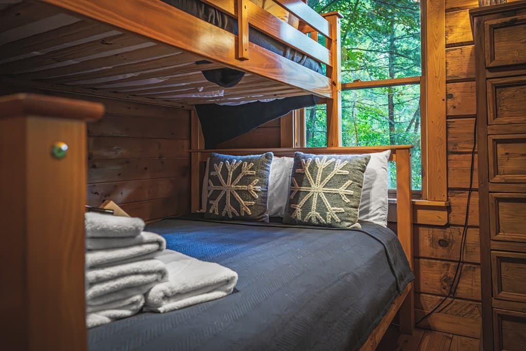 341 Valley View Road, Ellijay GA 30536 - Photo