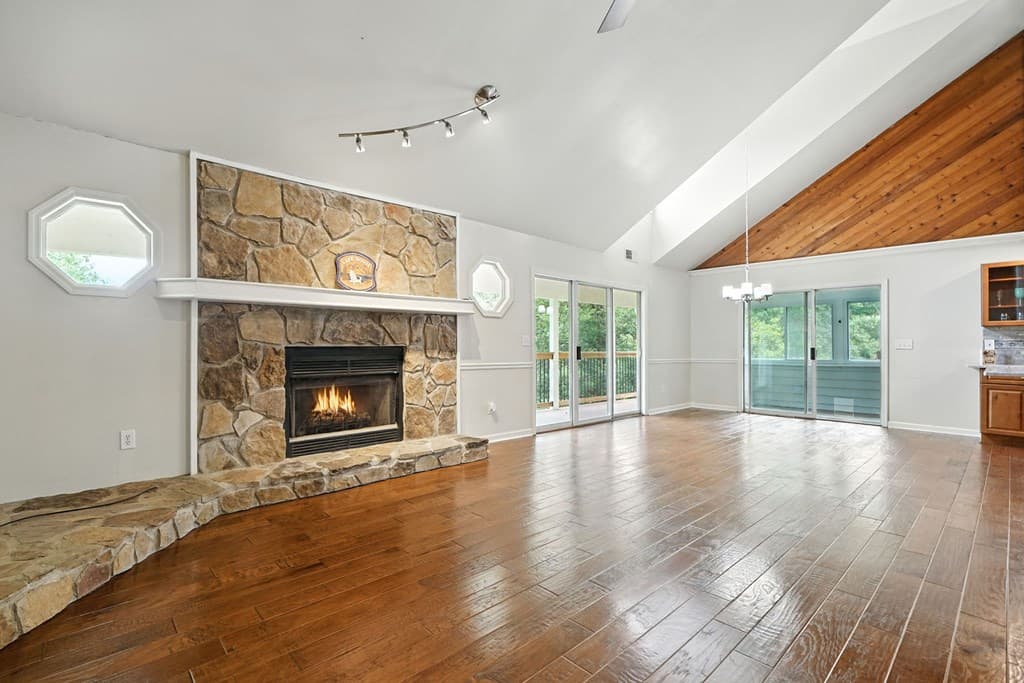 27 Twin Brook Drive, Blairsville GA 30512 - Photo