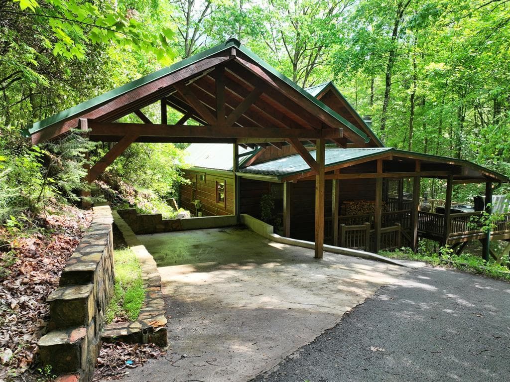 189 Cherry Lake Drive, Blue Ridge GA 30513 - Photo
