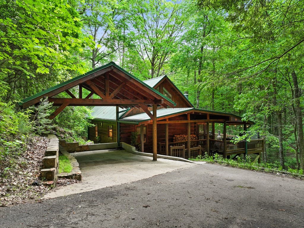 189 Cherry Lake Drive, Blue Ridge GA 30513 - Photo