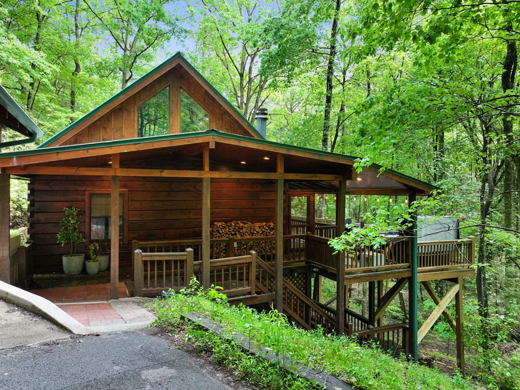 189 Cherry Lake Drive, Blue Ridge GA 30513 - Photo