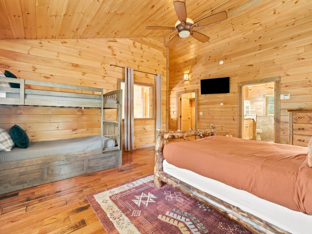 516 Endless View Road, Mineral Bluff GA 30559 - Photo