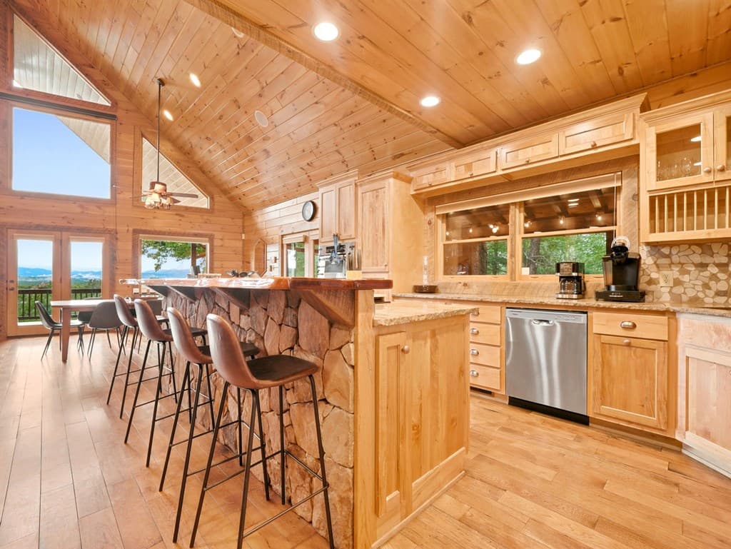 516 Endless View Road, Mineral Bluff GA 30559 - Photo
