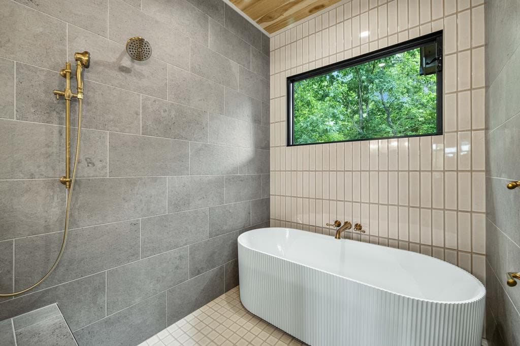44 Staurolite Mountain Road, Blue Ridge GA 30513 - Photo