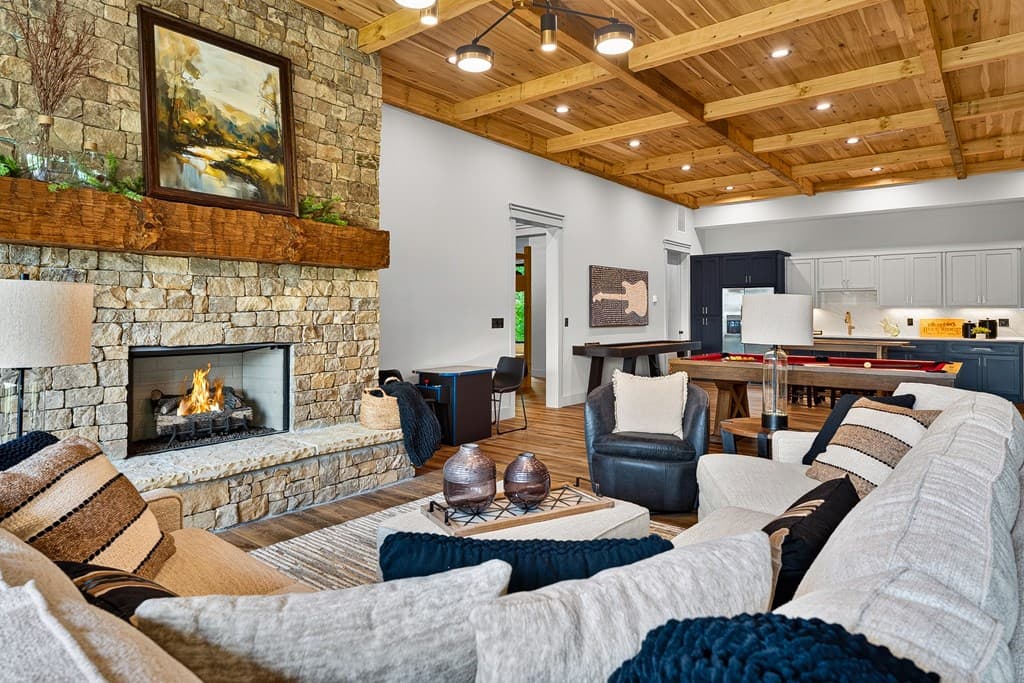 44 Staurolite Mountain Road, Blue Ridge GA 30513 - Photo