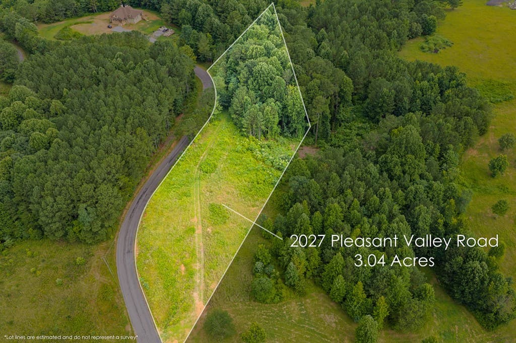 2027 Pleasant Valley Road, Talking Rock GA 30175 - Photo