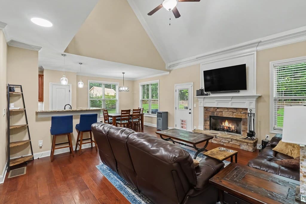 64 Blandwood Dr., Cartersville GA 30120 - Photo