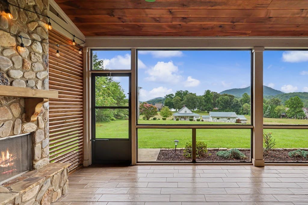 903 Elf School Road, Hayesville NC 28904 - Photo
