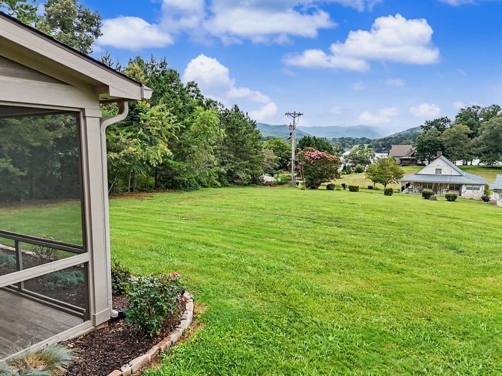 903 Elf School Road, Hayesville NC 28904 - Photo