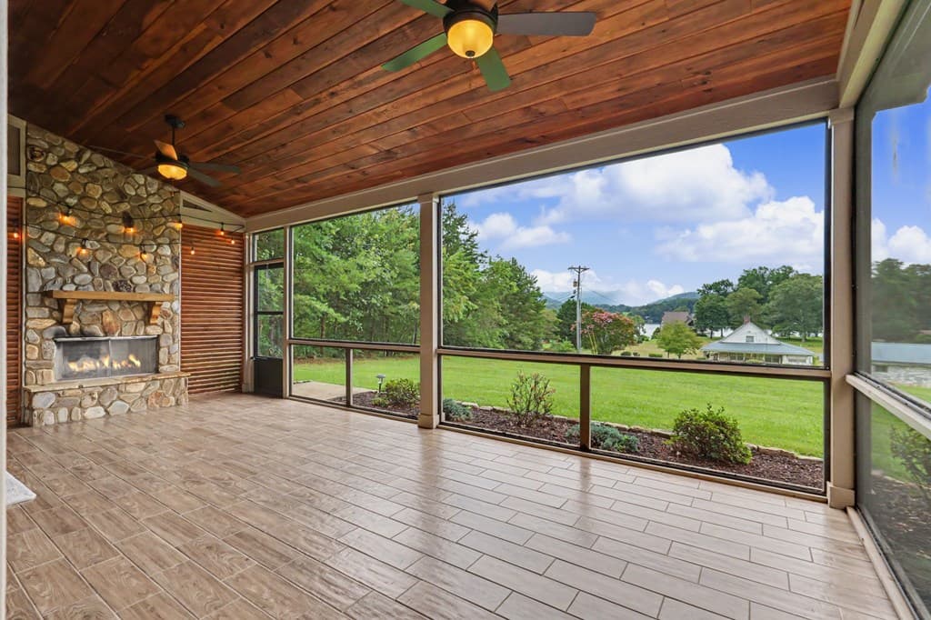 903 Elf School Road, Hayesville NC 28904 - Photo