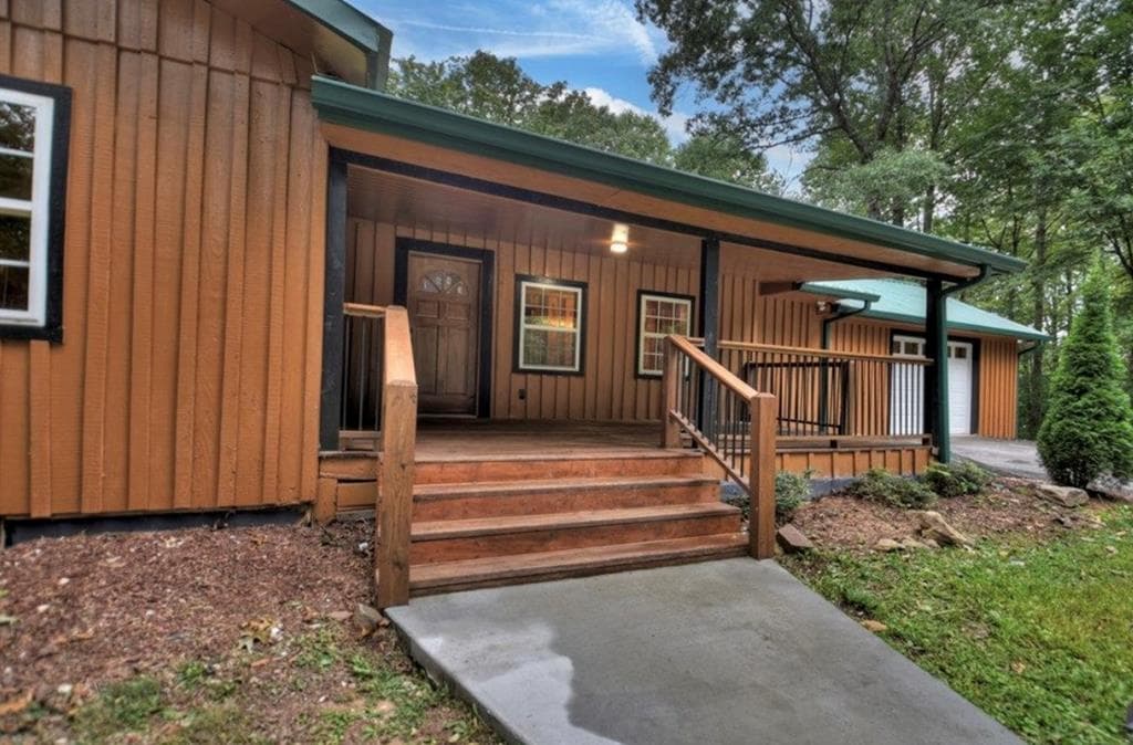 1843 Old Mobile Road, Mccaysville GA 30555 - Photo