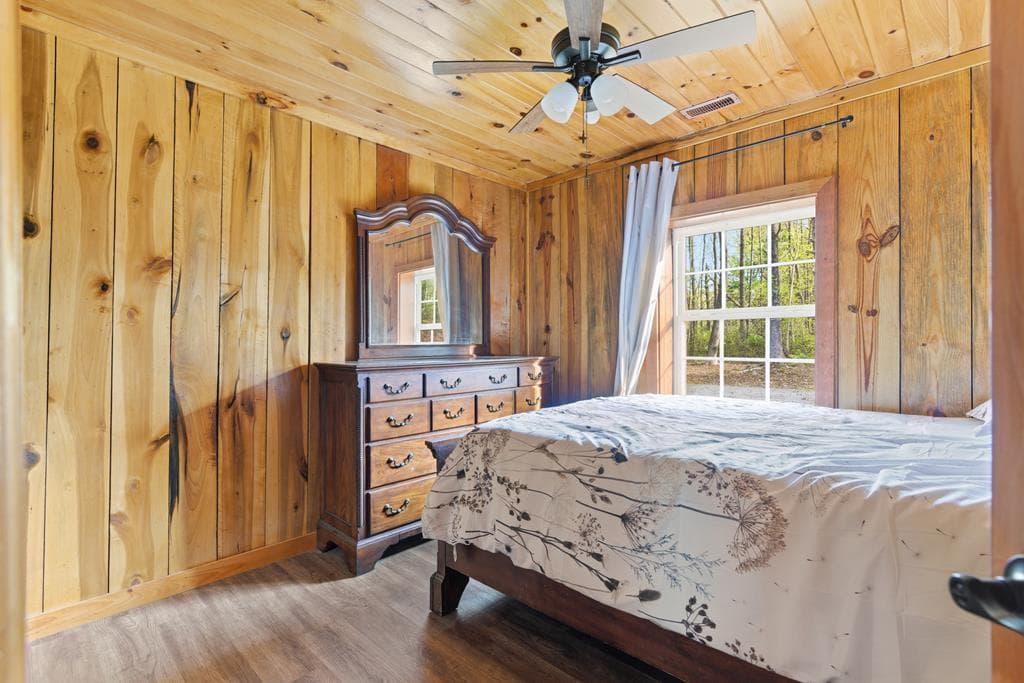 1843 Old Mobile Road, Mccaysville GA 30555 - Photo