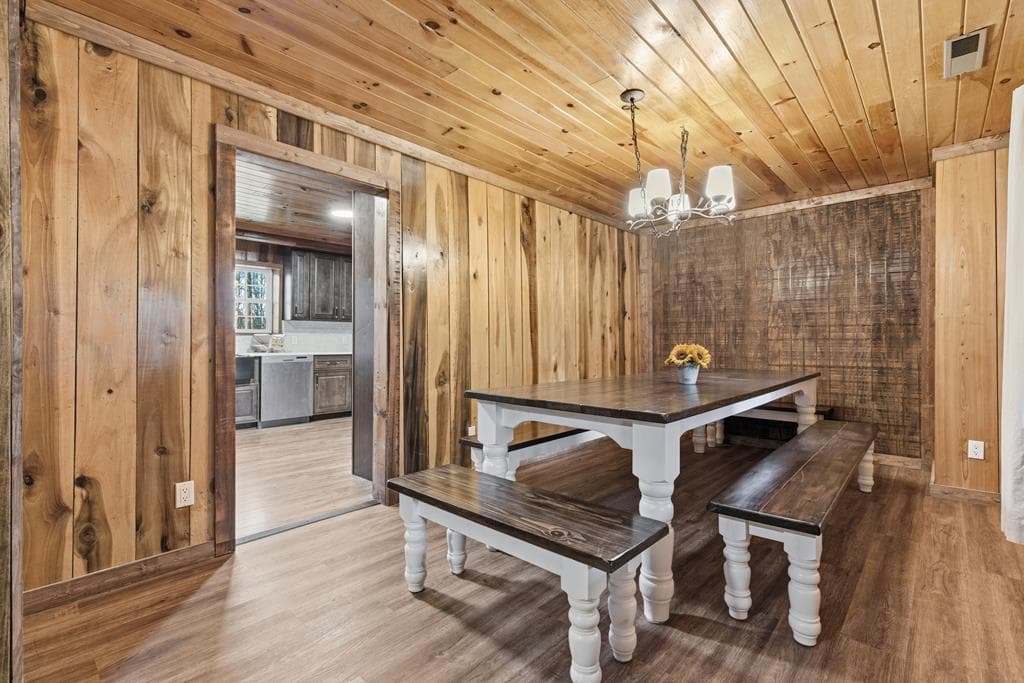 1843 Old Mobile Road, Mccaysville GA 30555 - Photo