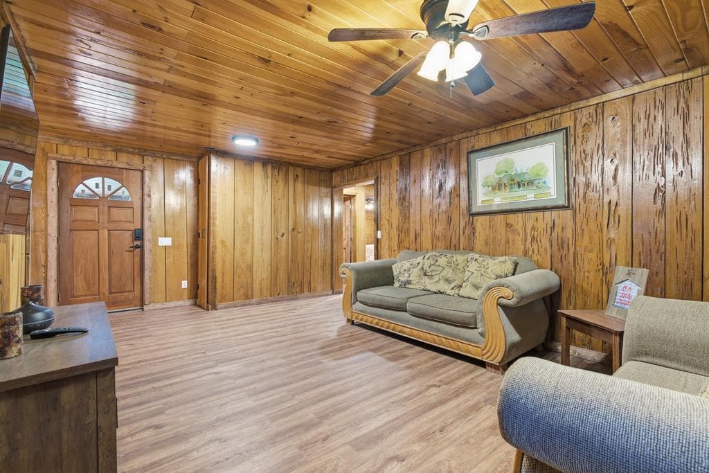 1843 Old Mobile Road, Mccaysville GA 30555 - Photo
