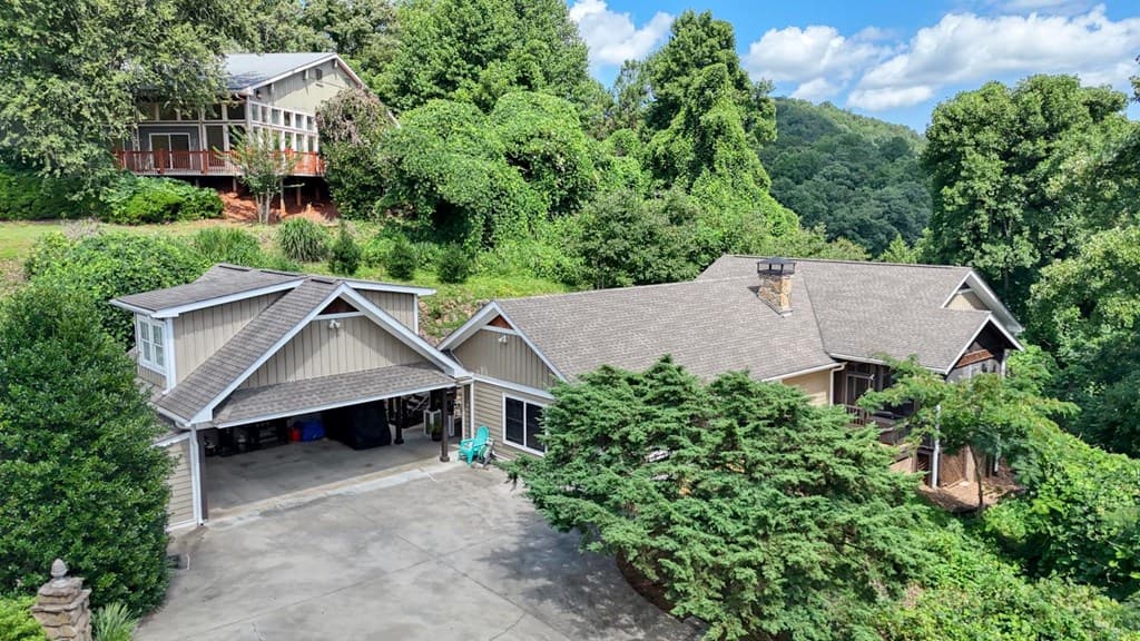 228 Country Club Drive, Clayton GA 30525 - Photo