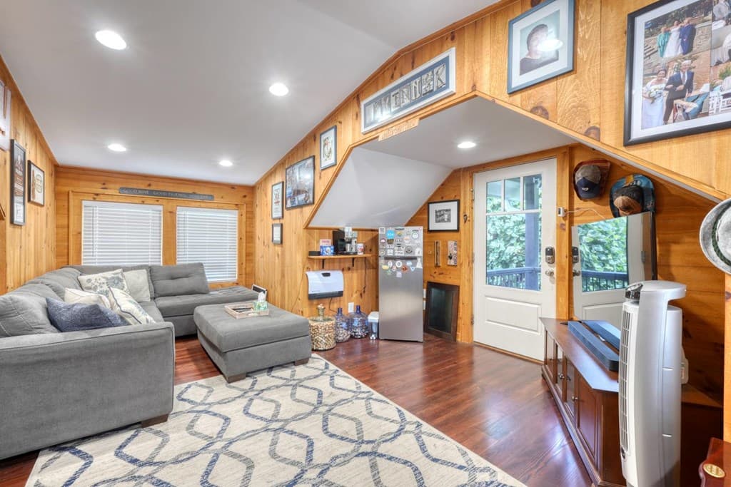 228 Country Club Drive, Clayton GA 30525 - Photo