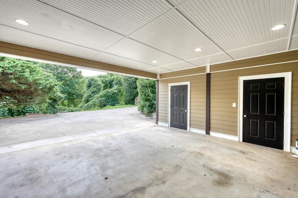 228 Country Club Drive, Clayton GA 30525 - Photo