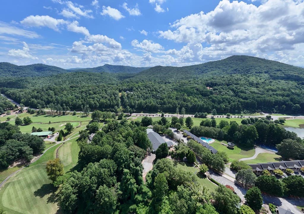 228 Country Club Drive, Clayton GA 30525 - Photo