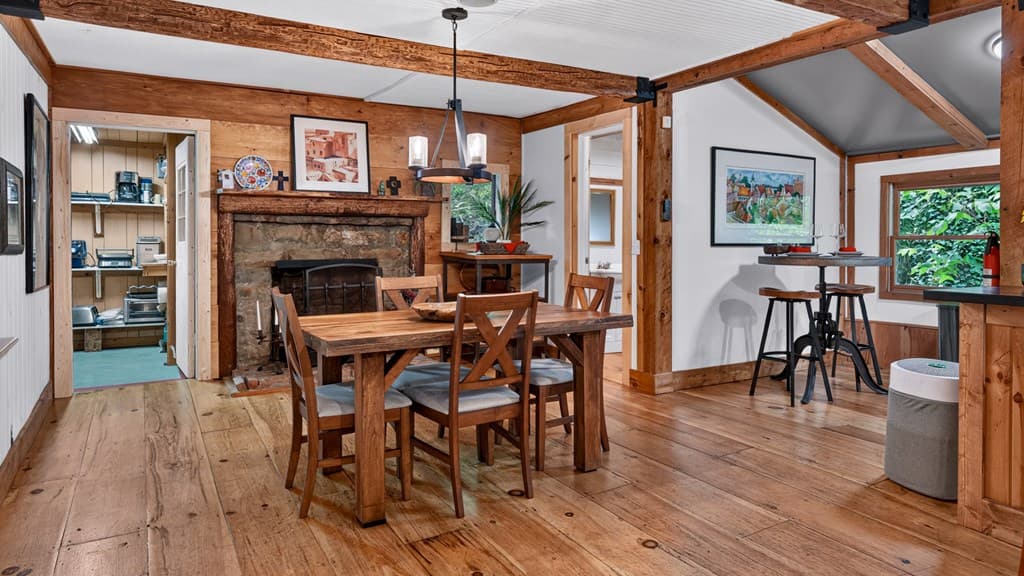 24 Adelaide Drive, Blue Ridge GA 30513 - Photo