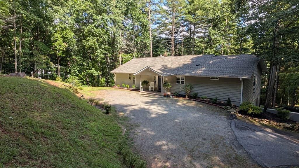 5302 Summerwood Lane, Young Harris GA 30582 - Photo