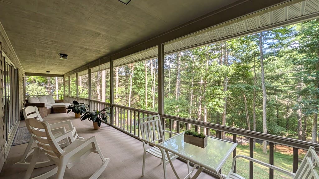 5302 Summerwood Lane, Young Harris GA 30582 - Photo