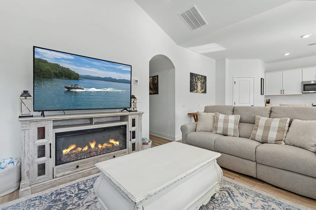 119 Red Cloud Walk, Waleska GA 30183 - Photo