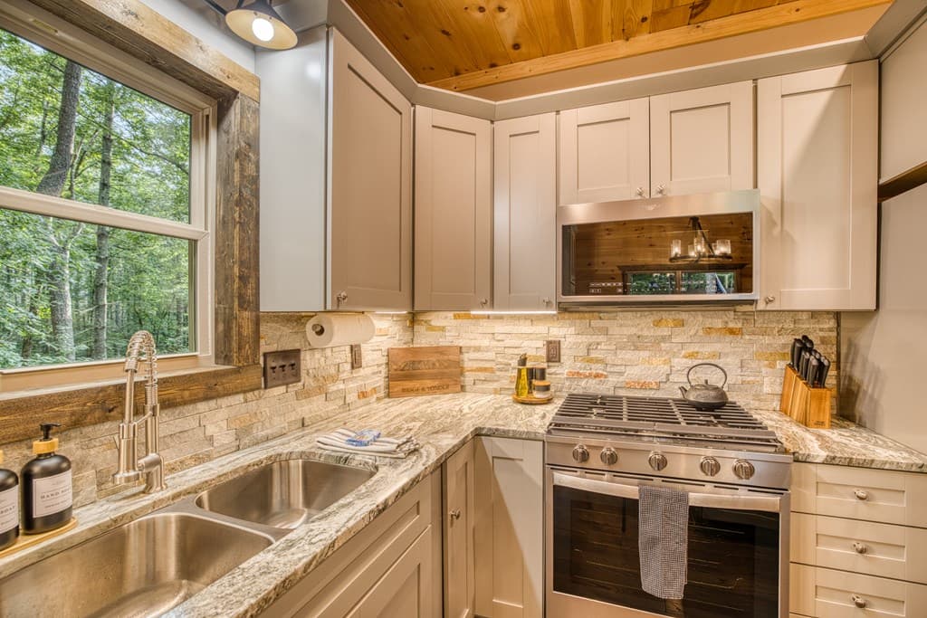 138 Nectar Lane, Ellijay GA 30540 - Photo