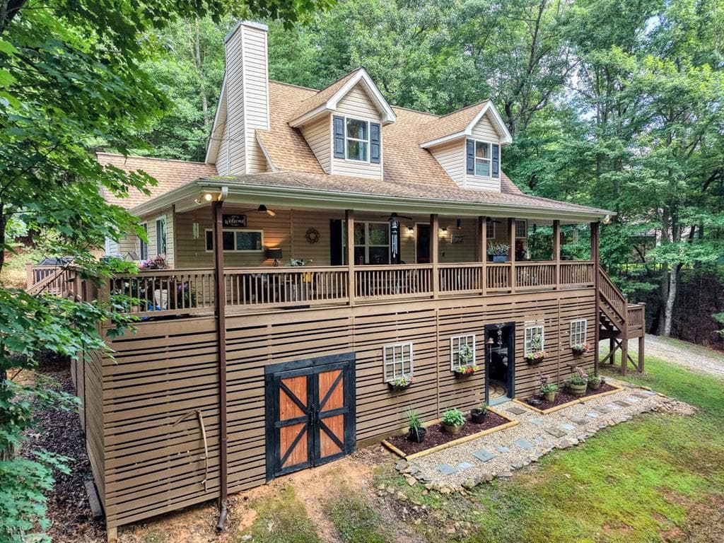 152 Lonesome Pine Trail, Blairsville GA 30512 - Primary photo