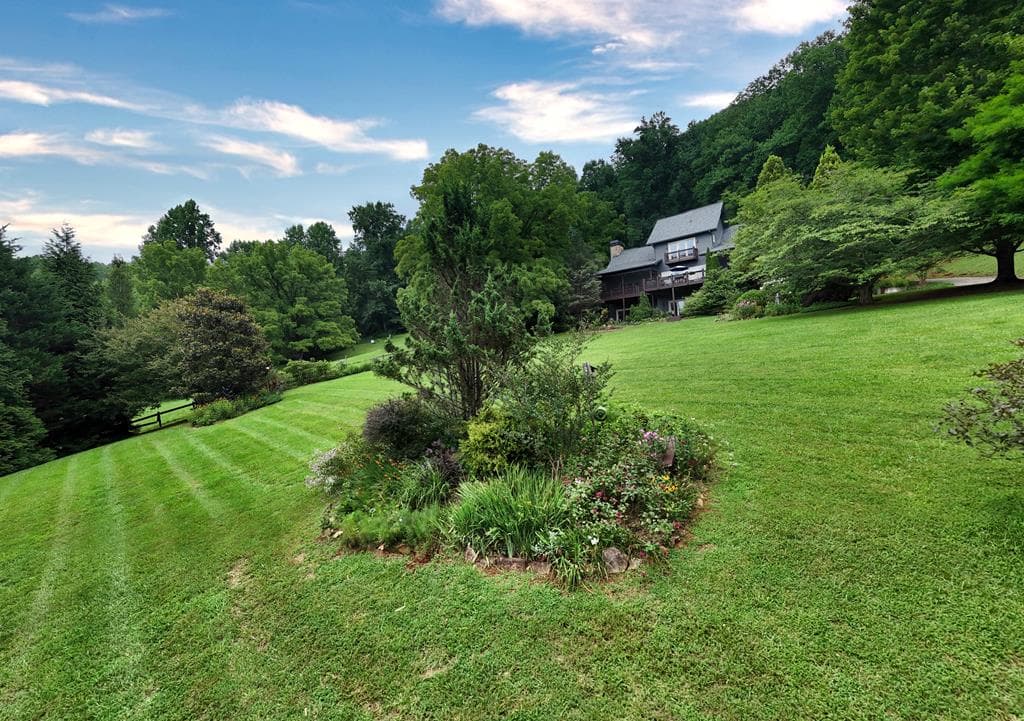 238 Meadowbrook Drive, Hayesville NC 28904 - Photo