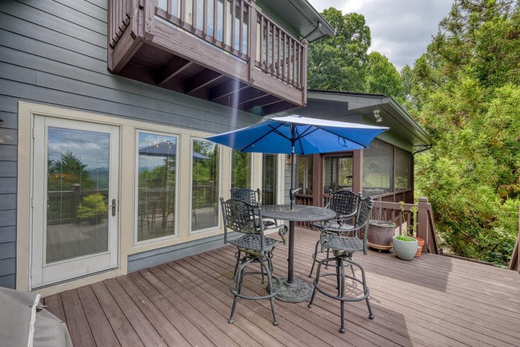 238 Meadowbrook Drive, Hayesville NC 28904 - Photo