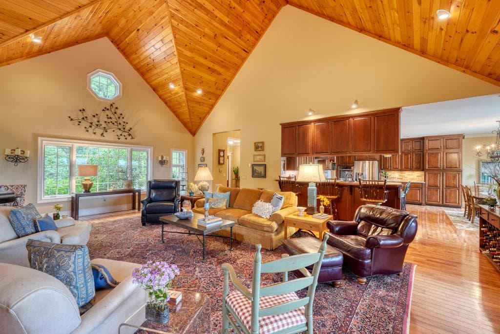 238 Meadowbrook Drive, Hayesville NC 28904 - Photo