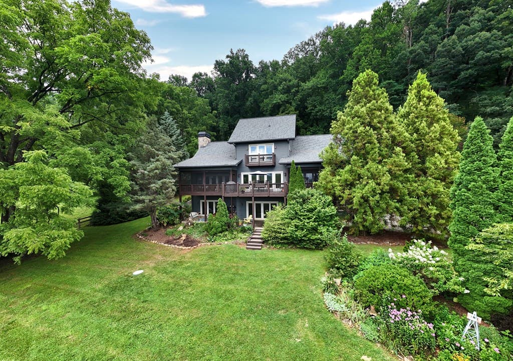 238 Meadowbrook Drive, Hayesville NC 28904 - Photo