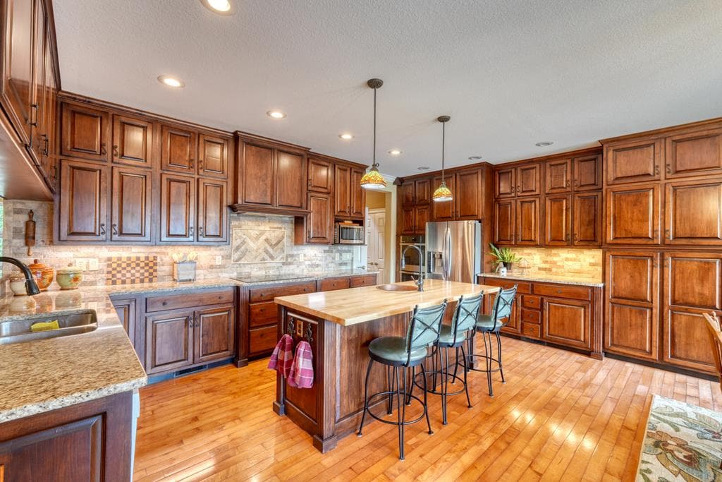238 Meadowbrook Drive, Hayesville NC 28904 - Photo