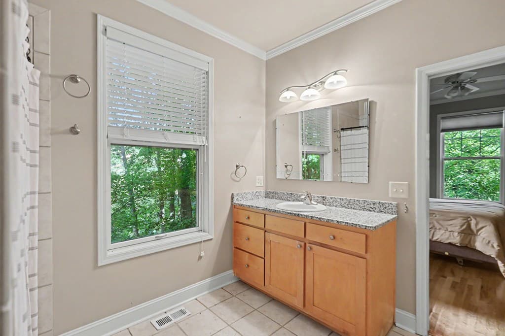 54 Esco Circle, Rabun Gap GA 30568 - Photo