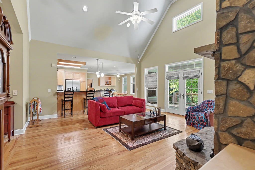 54 Esco Circle, Rabun Gap GA 30568 - Photo