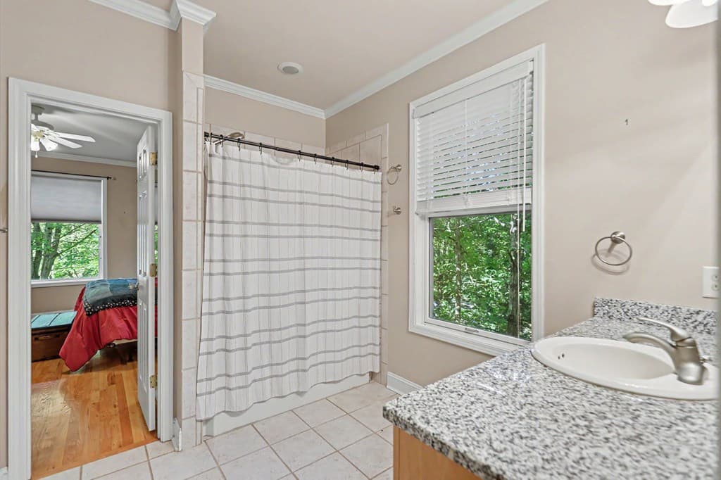 54 Esco Circle, Rabun Gap GA 30568 - Photo