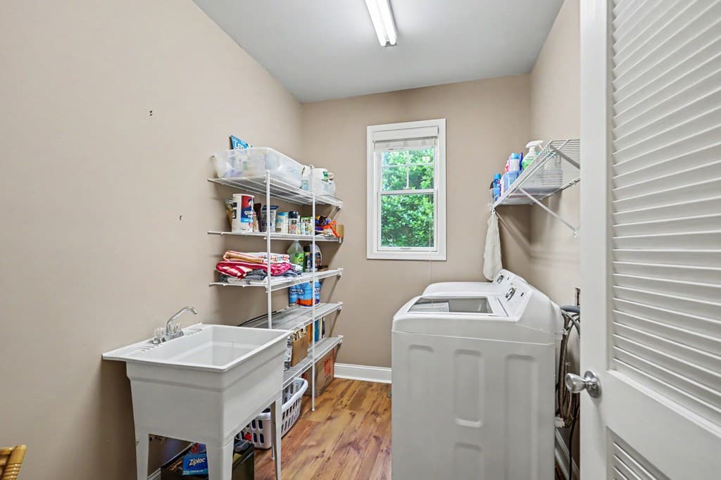 54 Esco Circle, Rabun Gap GA 30568 - Photo