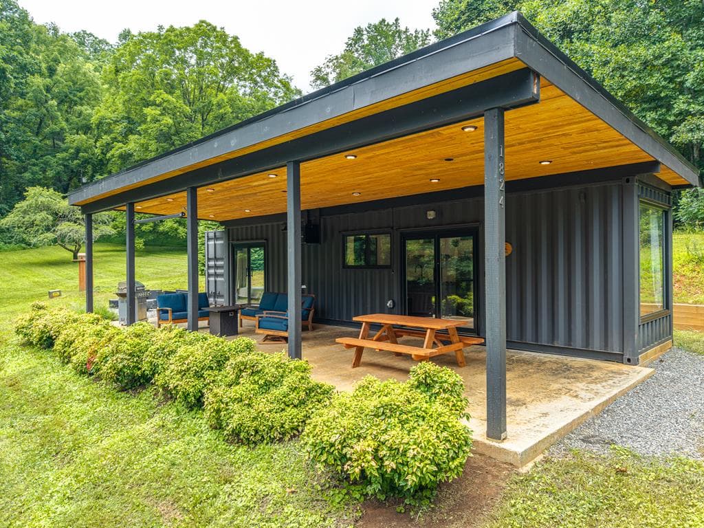 1824 Colwell Road, Blue Ridge GA 30513 - Primary photo